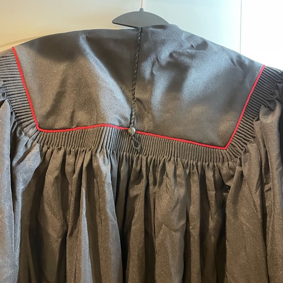 USC University of Southern California Graduation Gown Undergraduate - Picture 4 of 9